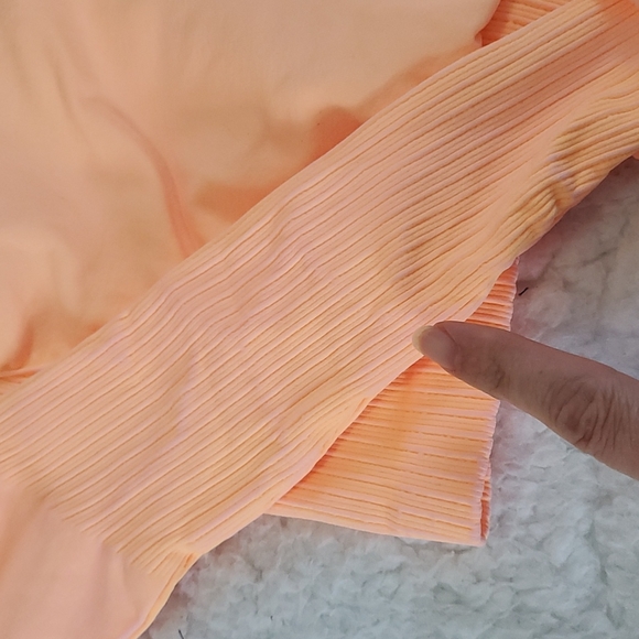 41. *view pics* Free People Good Karma Hi-Neck Layer Top Morning Sun - Picture 3 of 17